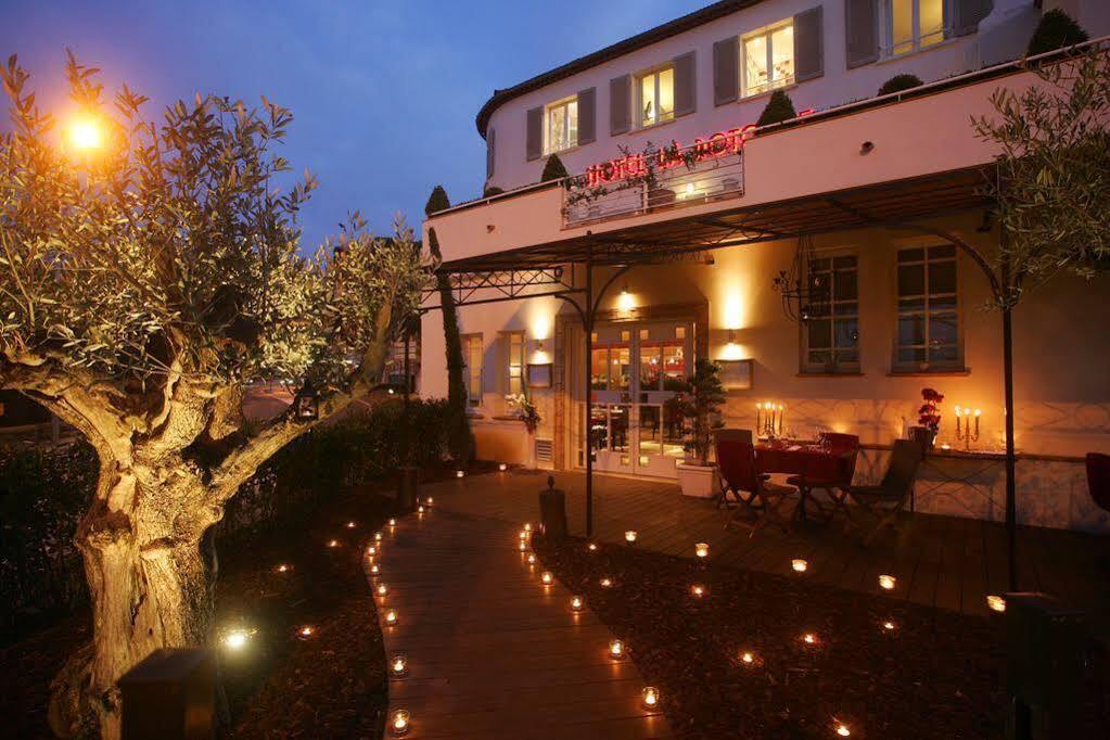 Hotel La Rotonde لا كروا فالميه المظهر الخارجي الصورة